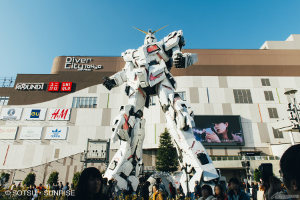 台場的實體大獨角獸鋼彈立像 攝影協力：DiverCity Tokyo Plaza©創通・サンライズ